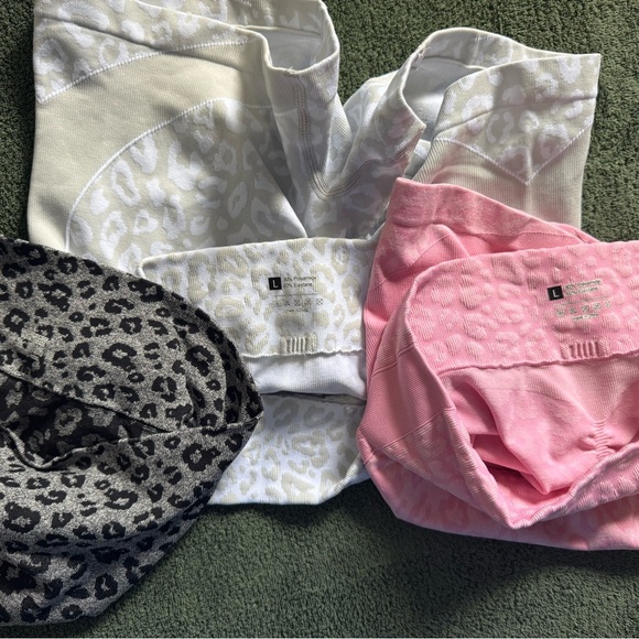 SOLD - Picture 3 of 3